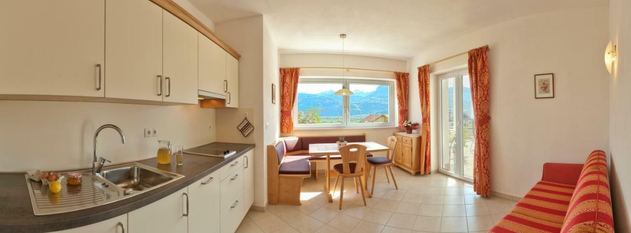 Unterstoan Hof Apartment Termeno Luaran gambar