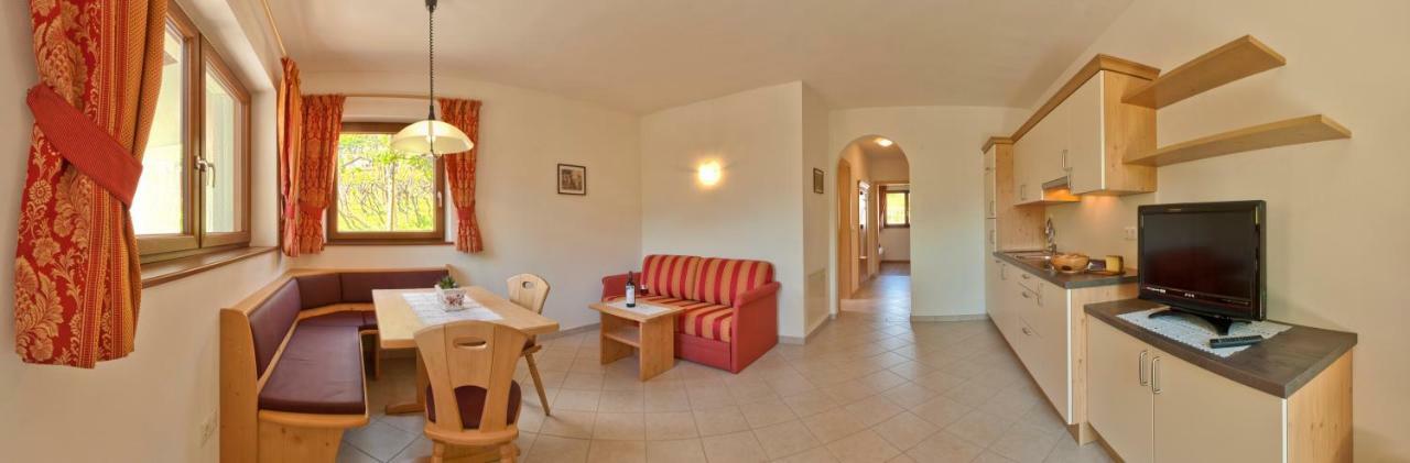 Unterstoan Hof Apartment Termeno Luaran gambar
